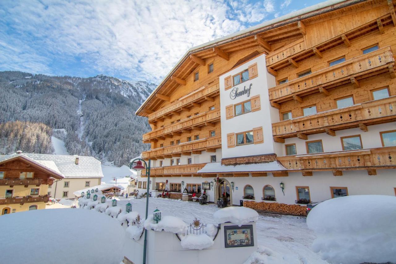 Hotel Sonnhof Neustift im Stubaital Bagian luar foto