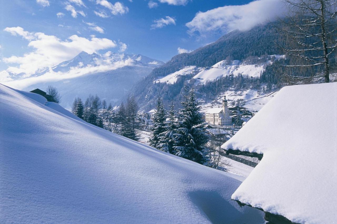 Hotel Sonnhof Neustift im Stubaital Bagian luar foto