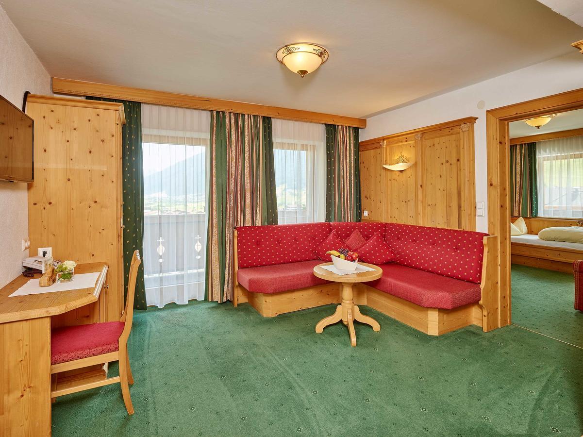 Hotel Sonnhof Neustift im Stubaital Bagian luar foto